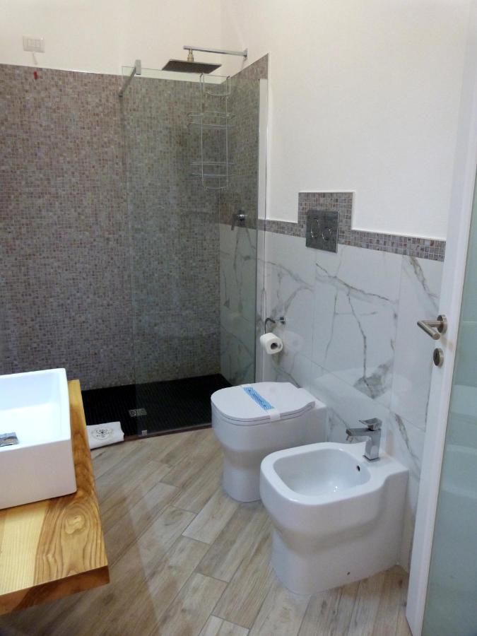 לה מדלנה Clelia'S Boutique Rooms & Suites מראה חיצוני תמונה