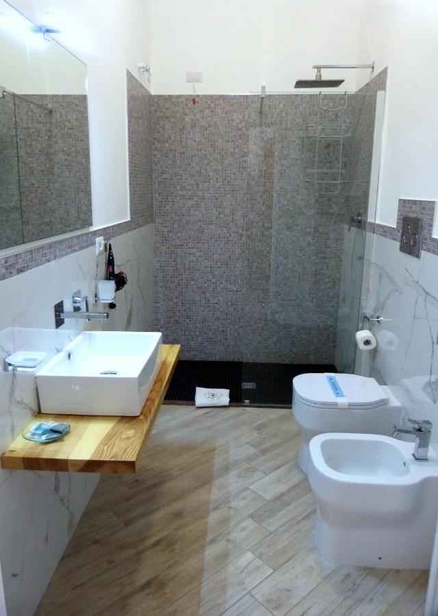 לה מדלנה Clelia'S Boutique Rooms & Suites מראה חיצוני תמונה